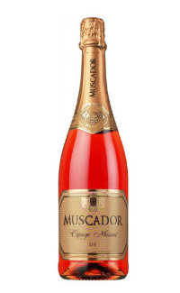 Игристое вино Muscador Rose Doux 0.75 л
