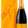 Шампанское Veuve Clicquot Brut 0.75 л в подарочной упаковке