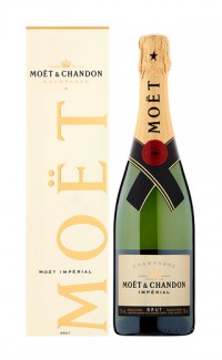 Шампанское Moet & Chandon Brut Imperial 0.75 л в подарочной упаковке